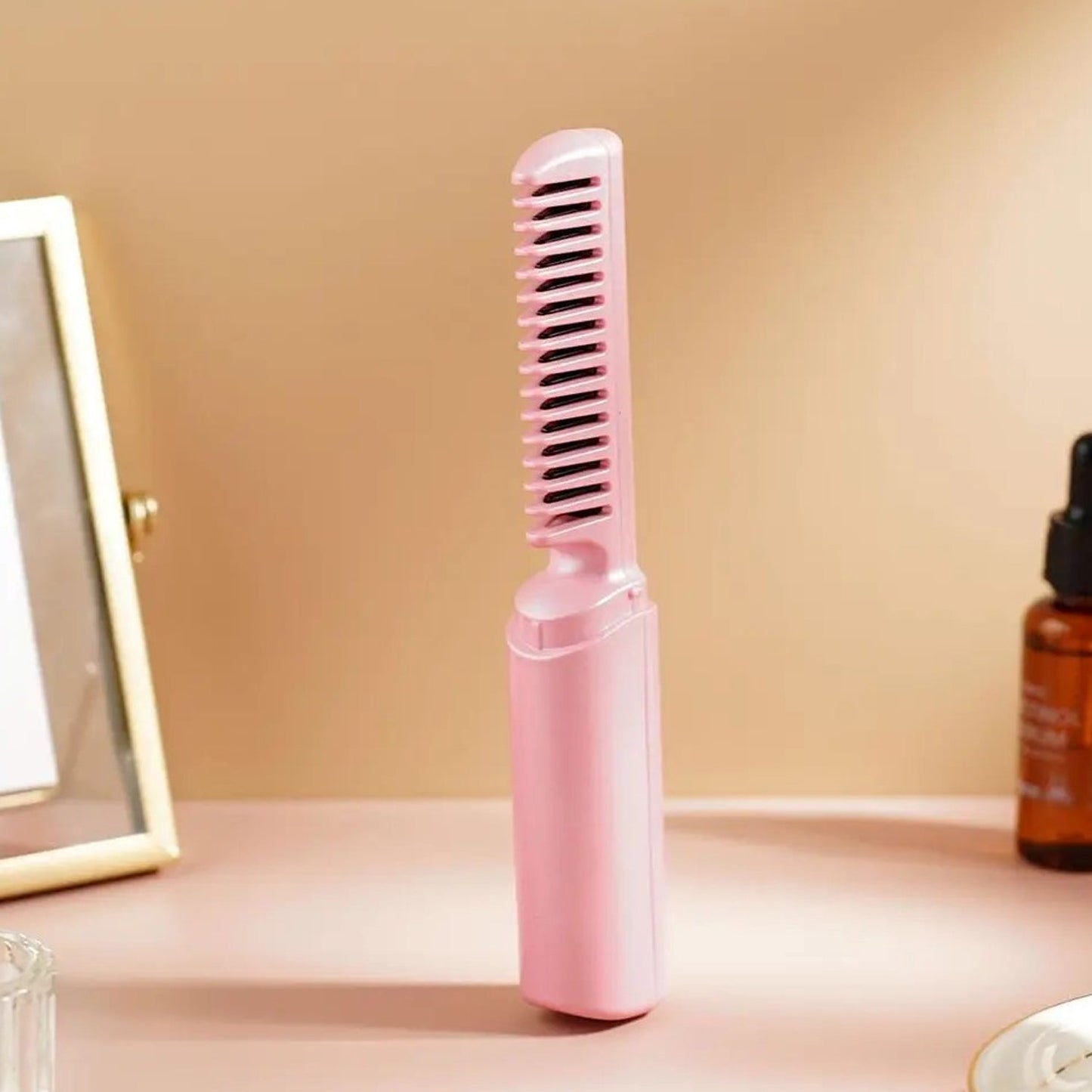 MOBILE HEAT COMB / HAIR STRAIGHTENER (1PC)