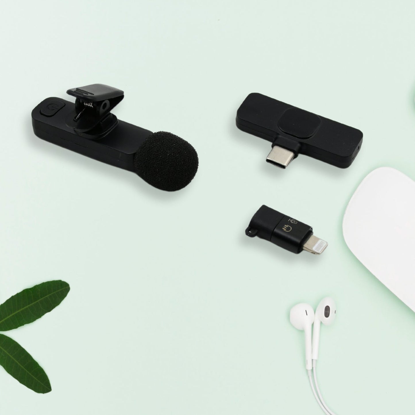 Intelligent Noise Cancelling Live Streaming Clip on Microphone for Type-C & for iPhone with Charging Mini Wireless Lapel Collar Microphone (MKK-X66)