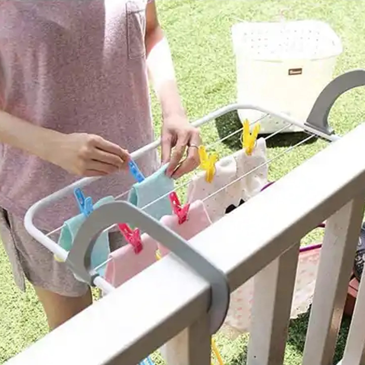 FOLDING CLOTH RACK (50*35CMS) (1pc)