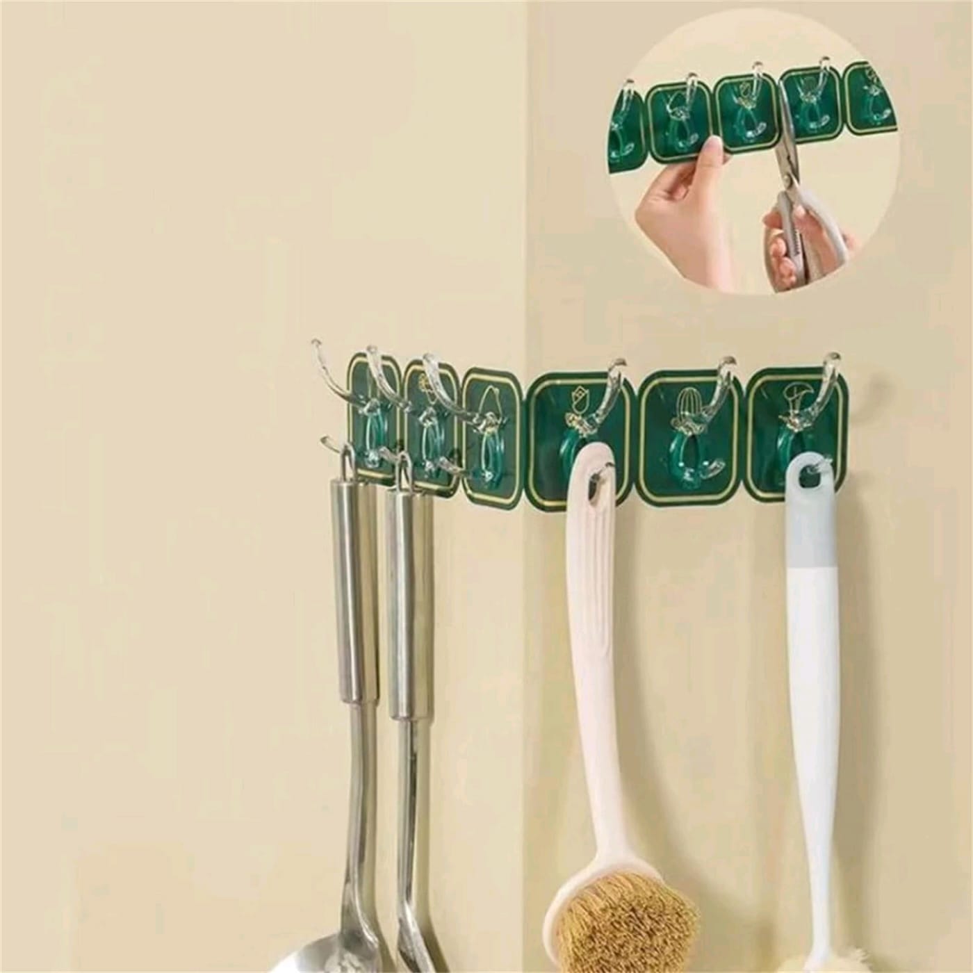CUTE PATTERN 6 HOOKS STRIP (YS+X157)