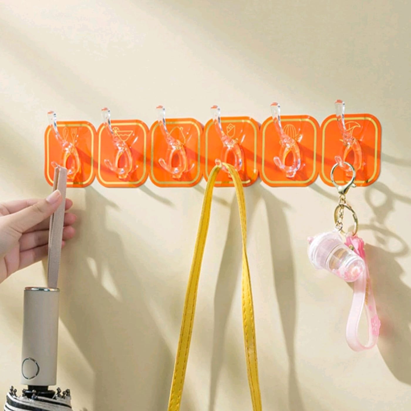 CUTE PATTERN 6 HOOKS STRIP (YS+X157)