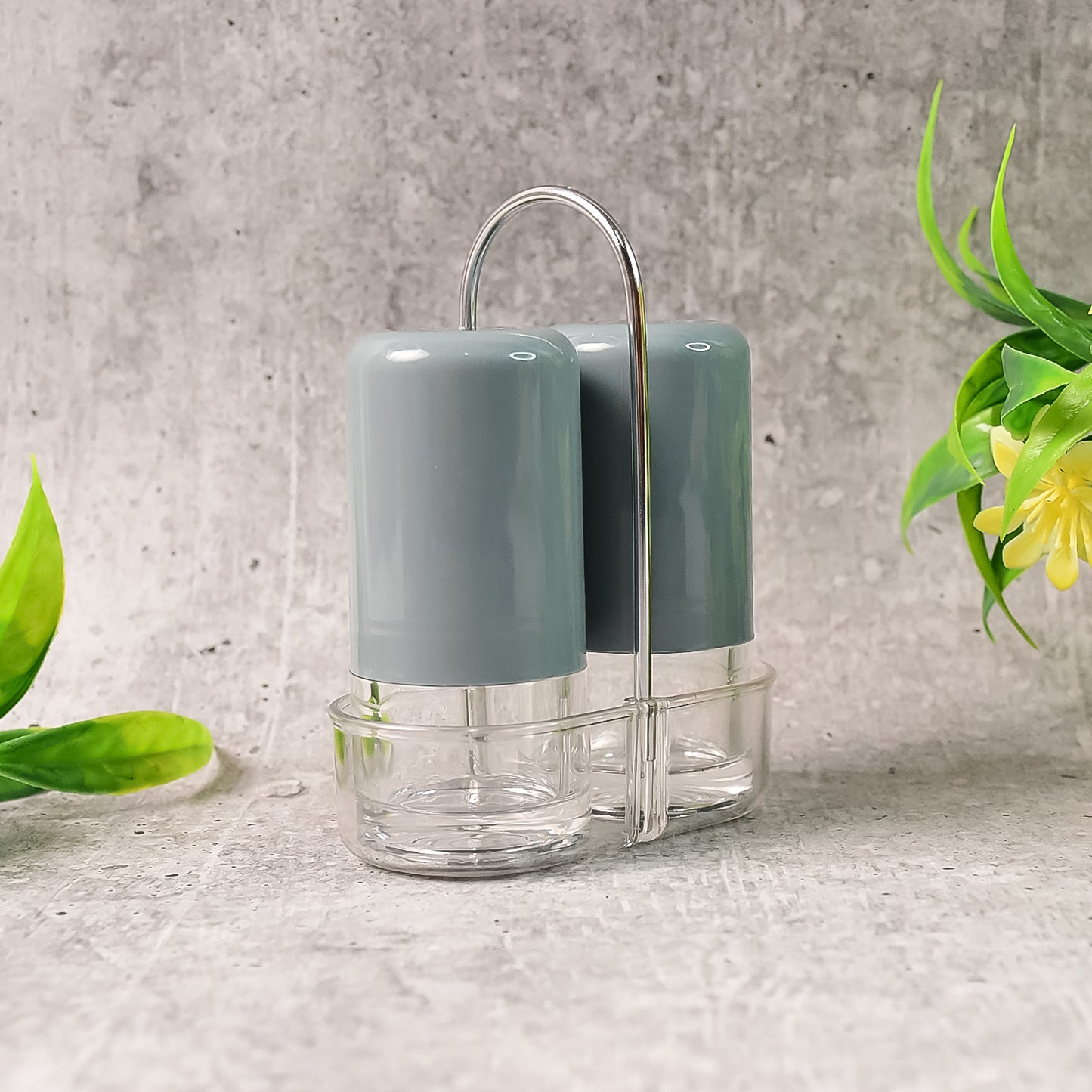 Apex Victory Salt Pepper Dispenser Set 2 Pcs Acrylic Seasoning Shaker (X1101)