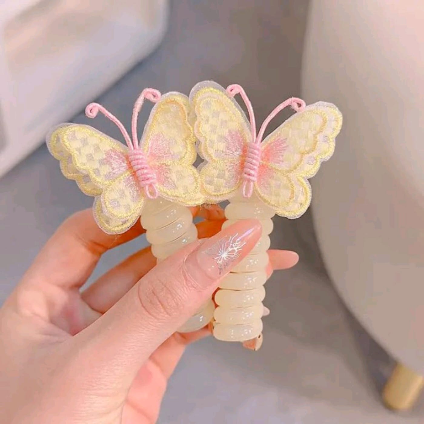 BUTTERFLY HAIR WIRE BANDS (RANDOM COL N PRINT) (1 PAIR) (YS-X143)