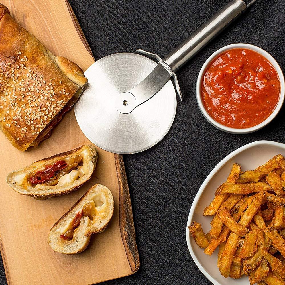 Stainless Steal Pizza Cutter Pastry Cutter Sandwiches Cutter (X924)