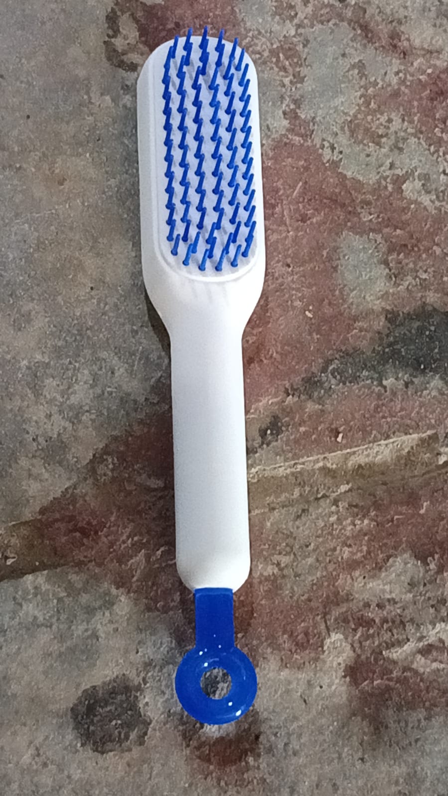 ONE PULL CLEAN SCALABLE HAIR SELF CLEANING HAIRBRUSH (1PC) (X545)