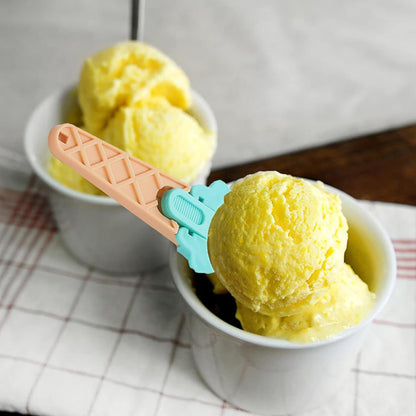 Ice Cream Spoons 2pcs Plastic Cupcake Spoons Aps Fruit Ball Player (2 Pc)