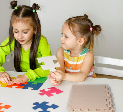 Interlocking play mats for toddlers