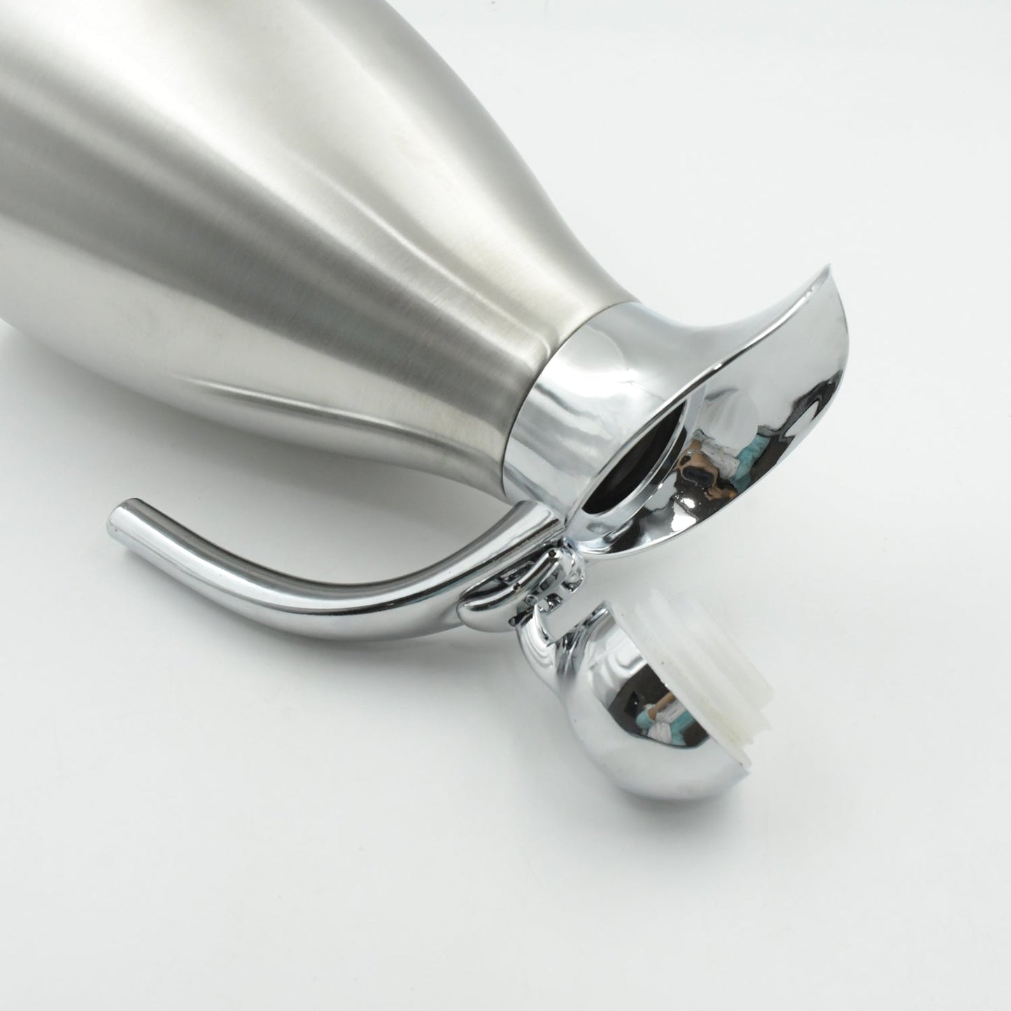 Vacuum Insulated Kettle Jug (Stainless Steel): 1.5L Sizes (X266)
