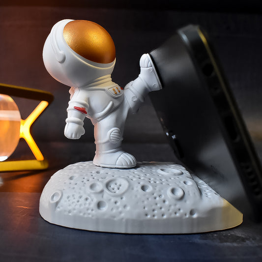Mobile Holder Astronaut Phone Stand Planet Creative Fun 3d Design (1 Pc) (MKK-X64)