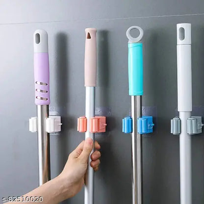 BROOM CARTOON STICKER HOLDER (X548)
